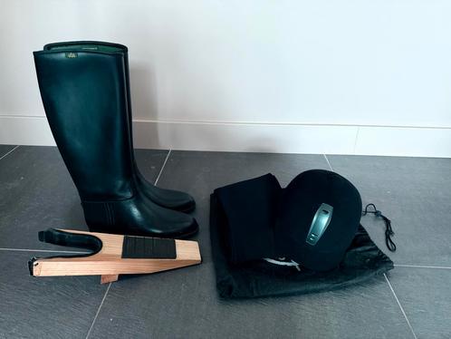 Paardrijset: broek-cap-laarzen- laarzenhulp, Dieren en Toebehoren, Paardrijkleding, Zo goed als nieuw, Cap, Dressuur, Ophalen of Verzenden