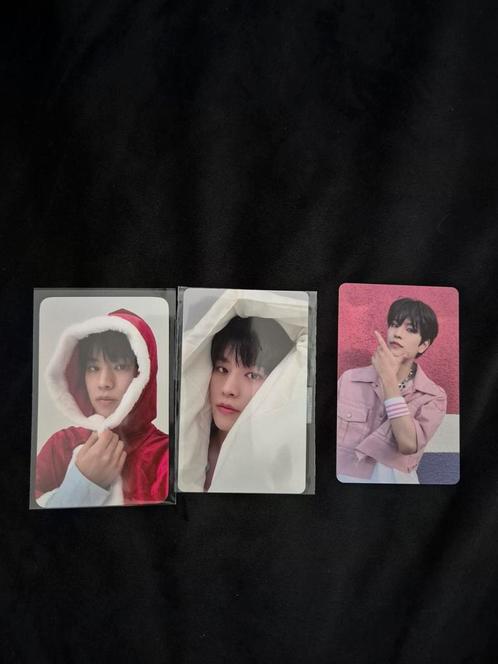 Stray kids Seungmin set, Verzamelen, Muziek, Artiesten en Beroemdheden, Zo goed als nieuw, Foto of Kaart, Ophalen of Verzenden