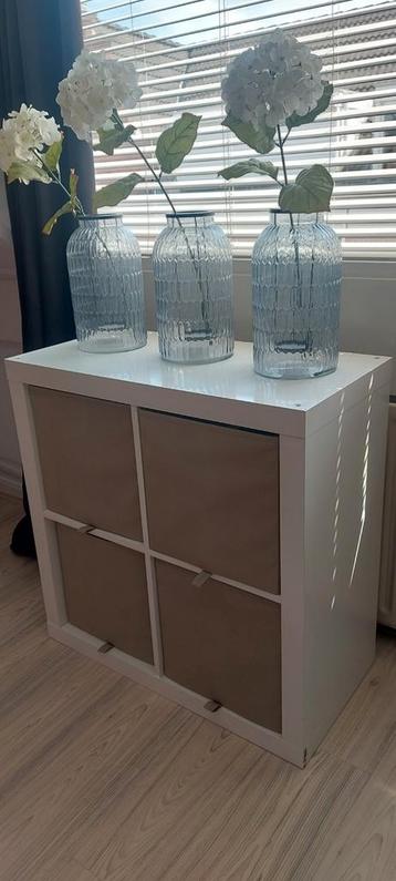Ikea Kallax 2x2 met stoffen opbergmanden 15 euro beschikbaar voor biedingen