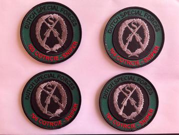 4x KCT sniper badge COTR CIE beschikbaar voor biedingen