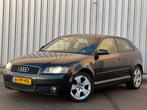 Audi A3 2.0 FSI S line 150pk 3D Xenon Alcantara 206dkm NAP!, Voorwielaandrijving, Zwart, 4 cilinders, Zwart
