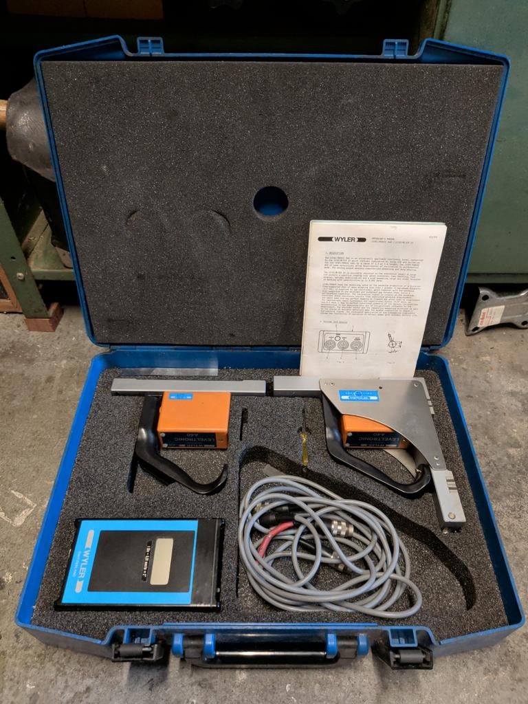 Wyler A40 Waterpasinstrument, Doe-het-zelf en Verbouw, Meetapparatuur, Ophalen of Verzenden