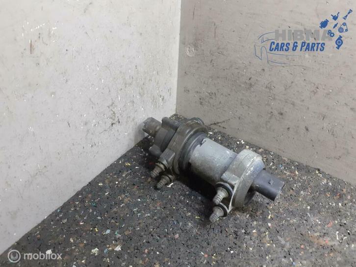 Extra waterpomp Volkswagen Touareg I 3D0965561D 2003 - 2009, Auto-onderdelen, Motor en Toebehoren, Gebruikt, Ophalen of Verzenden