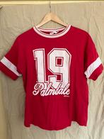 Pull&Near rood shirt met witte opdruk. Maat small, Kleding | Dames, T-shirts, Ophalen of Verzenden, Zo goed als nieuw, Korte mouw