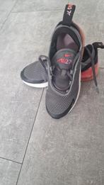 Nike schoenen, Ophalen of Verzenden, Zo goed als nieuw, Meisje, Schoenen