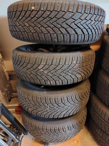 Winterbanden VW, Skoda, Seat, Audi, set op stalen velg beschikbaar voor biedingen