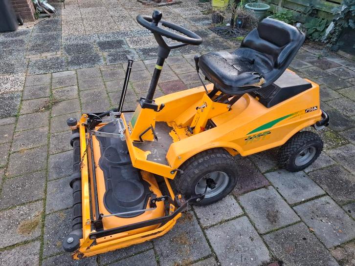Stiga Villa zitmaaier Frontmaaier - Goed Werkend - 12.5pk, Tuin en Terras, Vijvers, Ophalen of Verzenden