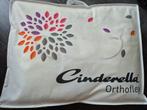 Cinderella Orthoflex Hoofdkussen medium zacht. Amper gebruik, Eenpersoons, Wit, Ophalen of Verzenden, Zo goed als nieuw