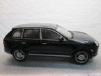 porsche cayenne black, Hobby en Vrije tijd, Modelauto's | 1:43, Ophalen of Verzenden, Zo goed als nieuw, Auto, Overige merken