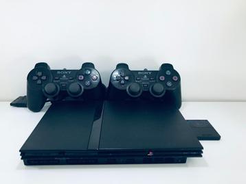 PS2 - Slim Console + 2 Controllers + MB Card + Kabels beschikbaar voor biedingen