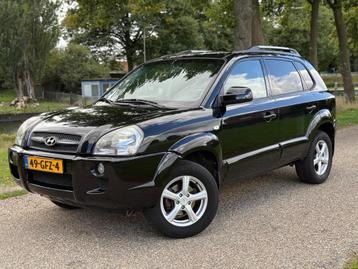 Hyundai Tucson 2.0i Style Executive|Airco|Parkeersensor|Trek beschikbaar voor biedingen