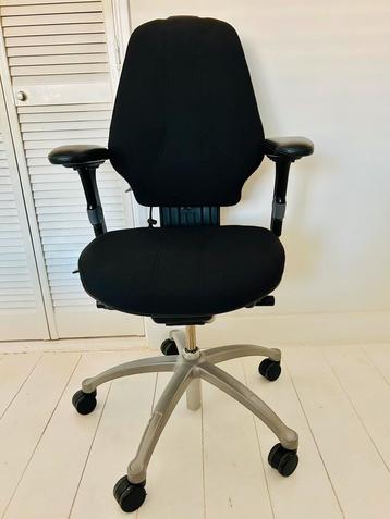 Ergonomic Office Chair RH Logic Bureaustoel + lendepomp beschikbaar voor biedingen