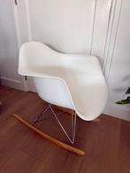 Vitra Eames RAR Imitatie Schommelstoel, Huis en Inrichting, Stoelen, Kunststof, Gebruikt, Wit, Ophalen of Verzenden
