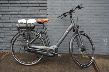 Prachtige Giant Entour E+ Grijs || 2800KM || Middenmotor beschikbaar voor biedingen