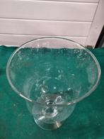 vaas op voet stolp met bellen glas, Ophalen of Verzenden