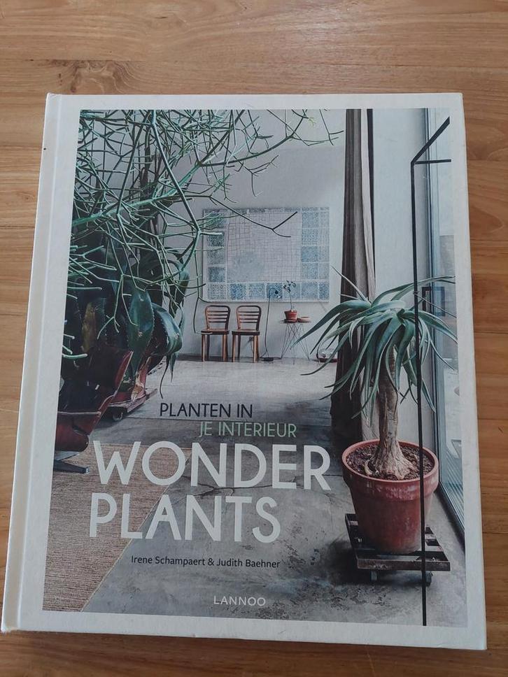 Irene Schampaert - Wonderplants, Boeken, Wonen en Tuinieren, Zo goed als nieuw, Interieur en Design, Ophalen of Verzenden