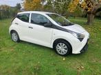 Toyota Aygo 1.0 Vvt-i 5D 2019 Airco!, Auto's, Voorwielaandrijving, Stof, Zwart, 4 stoelen
