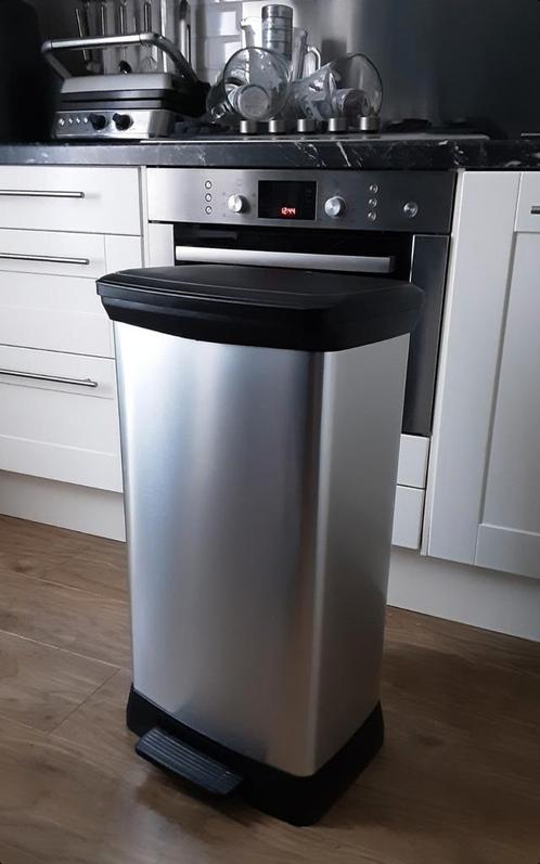 Grote 50 liter pedaalemmer Curver, Huis en Inrichting, Woonaccessoires | Prullenbakken, Ophalen