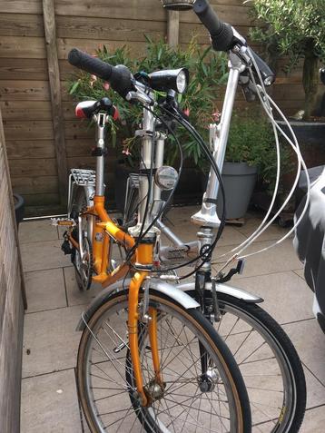 2 Dahon vouwfietsen, 5 en 21 versnellingen beschikbaar voor biedingen