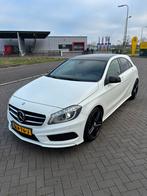 Mercedes-Benz A-Klasse A180 1.6 Blue Efficiency 2014 Wit, Auto's, Voorwielaandrijving, Zwart, 4 cilinders, 1595 cc