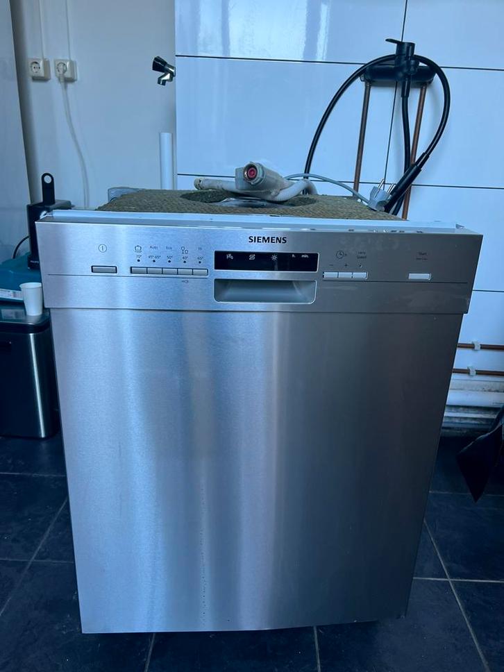 Siemens Vaatwasser, Witgoed en Apparatuur, Vaatwasmachines, Zo goed als nieuw, Inbouw, Minder dan 85 cm, 60 cm of meer, Ophalen
