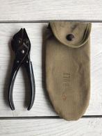 US Army WO2 Bernard tang in orgineel Bolt hoesje., Verzamelen, Militaria | Tweede Wereldoorlog, Ophalen of Verzenden, Amerika