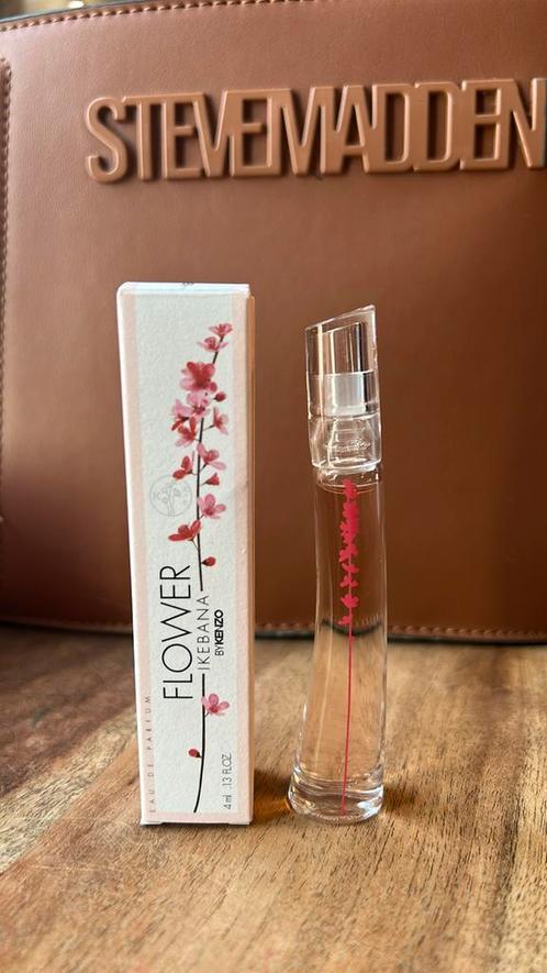 Kenzo - flower ikebana miniatuur 4ml EDP ~ nieuw, Sieraden, Tassen en Uiterlijk, Uiterlijk | Parfum, Nieuw, Ophalen of Verzenden