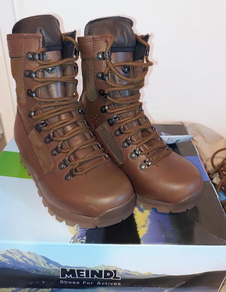 Meindl Maat 275B (maat 43.5) Nieuw nog 5 paar!, Sport en Fitness, Bergsport en Wandelen, Nieuw, Schoenen, Ophalen of Verzenden