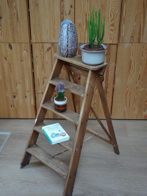 Vintage decoratieve houten schilderstrap, Doe-het-zelf en Verbouw, Ladders en Trappen, Gebruikt, Minder dan 2 meter, Ophalen
