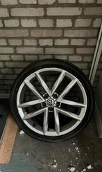 Originele Pamplona Velgen 17 inch - VW Polo 2stuks, Ophalen, Gebruikt, Volkswagen, Deur