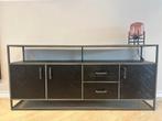 Dressoir zwart/metaal, Huis en Inrichting, Ophalen, Zo goed als nieuw, Metaal, 25 tot 50 cm