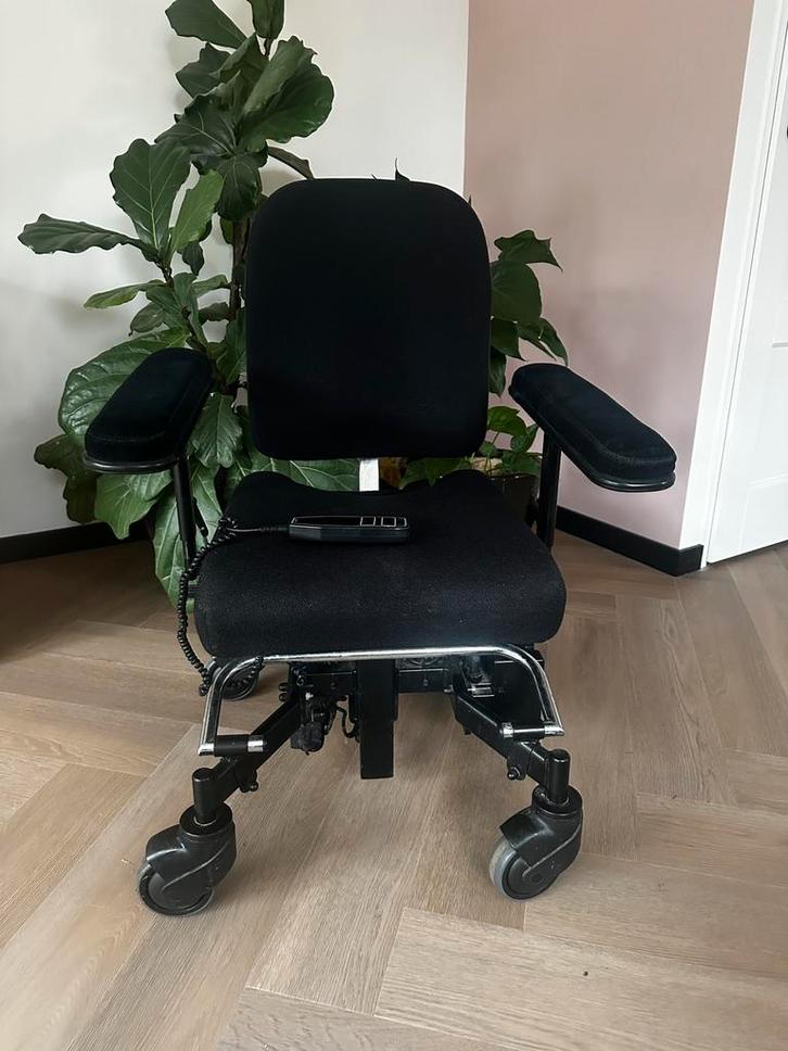 ElektrischeTrippelstoel, Diversen, Rolstoelen, Gebruikt, Elektrische rolstoel, Ophalen