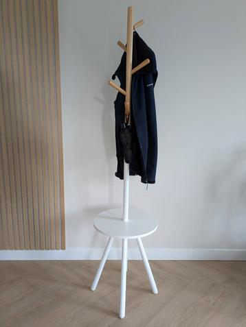Zuiver kapstok table tree wit beschikbaar voor biedingen