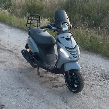 Piaggio zip 50cc nardo grey beschikbaar voor biedingen