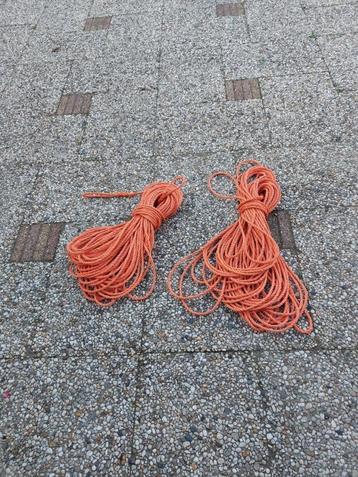 Touw 50 meter met lus beschikbaar voor biedingen
