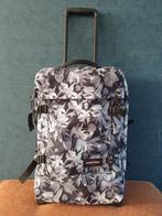 Eastpak Tranverz Reiskoffer met Bloemenpatroon, Overige materialen, Wieltjes, Gebruikt, 50 tot 60 cm
