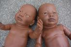 2 Grote bruin van kleur Babypoppen Jongen en meisje, Ophalen of Verzenden, Gebruikt, Pop
