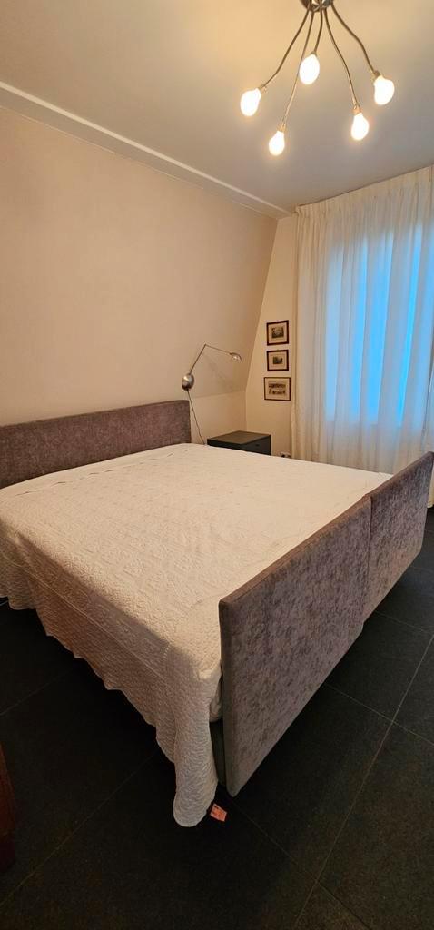 Luxe senioren bedden,  zorg bedden, hooglaag bedden, incl, Huis en Inrichting, Slaapkamer | Boxsprings, Zo goed als nieuw, 180 cm