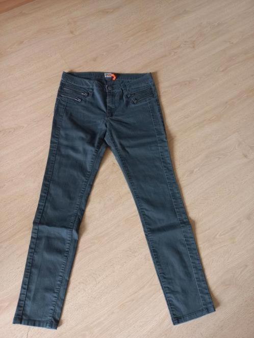 Donker grijze gecodet Only jeans maat xl, Kleding | Dames, Spijkerbroeken en Jeans, Zo goed als nieuw, Grijs, Ophalen of Verzenden