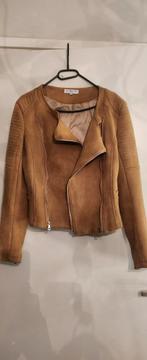 Suède jasje, Ophalen of Verzenden, Zo goed als nieuw, Maat 38/40 (M), Bruin