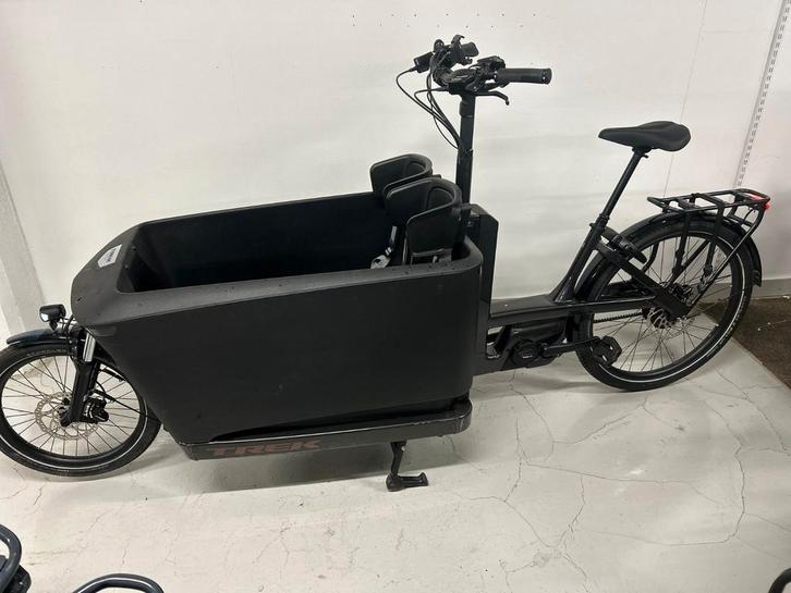 COMING SOON  : Trek fetch +4 elektrische bakfiets, Fietsen en Brommers, Fietsen | Bakfietsen, Nieuw, 4 kinderen of meer, Ophalen