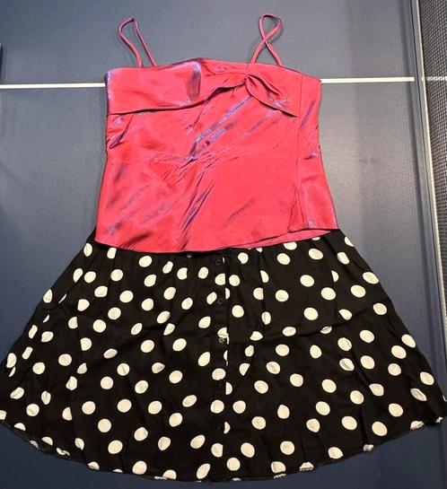 Super leuk setje glanzende roze top met rokje zwart wit, Kleding | Dames, Dames-kledingpakketten, Zo goed als nieuw, Maat 38/40 (M)