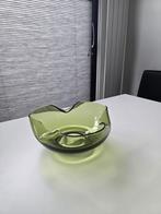 Prachtige groene glazen schaal, Antiek en Kunst, Ophalen