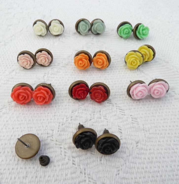 10 paar NIEUWE oorprikkers / oorstekers – thema: roosjes, Sieraden, Tassen en Uiterlijk, Oorbellen, Nieuw, Knopjes of Stekers