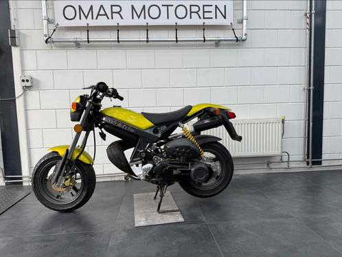 Suzuki streetmagic 50cc 1263 KM!, Fietsen en Brommers, Scooters | Overige merken, Zo goed als nieuw, Maximaal 45 km/u, Benzine