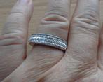 zilveren ring met fonkelende kristal steentjes [509], Sieraden, Tassen en Uiterlijk, Ringen, Dame, Zo goed als nieuw, Zilver, 19 tot 20
