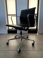 Vitra Eames EA117 bureaustoel leder, Gebruikt, Bureaustoel, Zwart, Ophalen