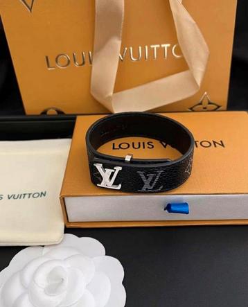 Louis vuttoin armband beschikbaar voor biedingen