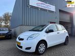 Toyota Yaris 1.0 VVTi Acces, Voorwielaandrijving, Euro 5, Stof, Wit