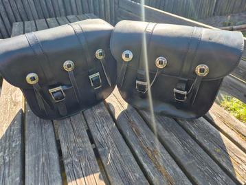 Chopper  leren motor tassen  beschikbaar voor biedingen